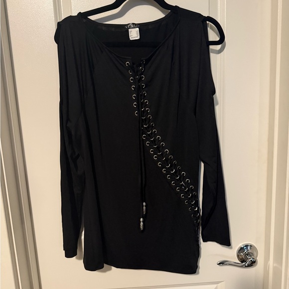 VENUS Black Lace-Up Long Sleeve Top - Picture 2 of 3